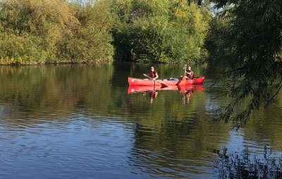 16-canoe-the-wye-Ross-launch-95-web-small