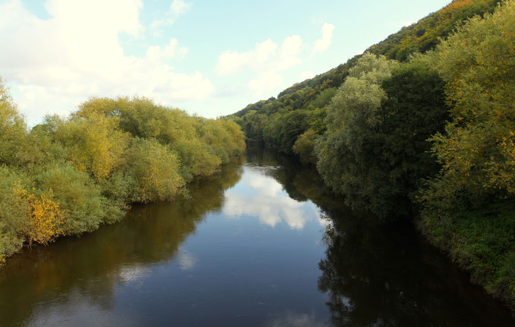 7-Canoe-the-Wye-Kerne-Bridge-upstream-web 7-Canoe-the-Wye-Kerne-Bridge-upstream-web